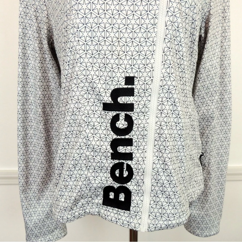 Bench Women’s Fitness Gym Geometric Pattern WindBreaker Jacket